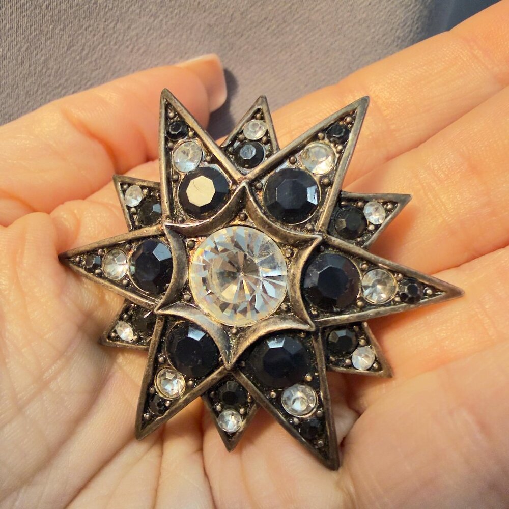 Star Brooch Black Clear Glass Rhinestone Silver Tone Starburst Pin 2.25" - Picture 7 of 7